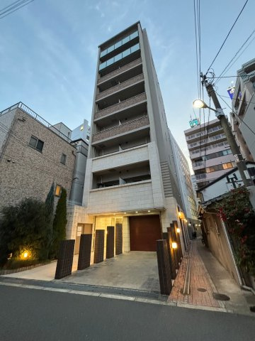 Residence難波宮の駐車場|きれいな外観です