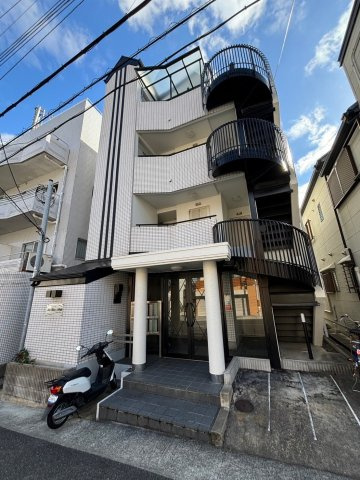 ラ・ルーチェ上野通の外観