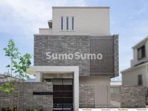 Pure Gardens Okamoto　の外観