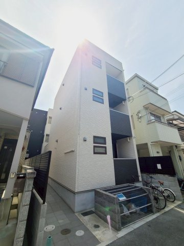 REGALEST西宮北口の外観