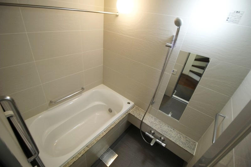 オープンレジデンス赤坂テラスの浴室