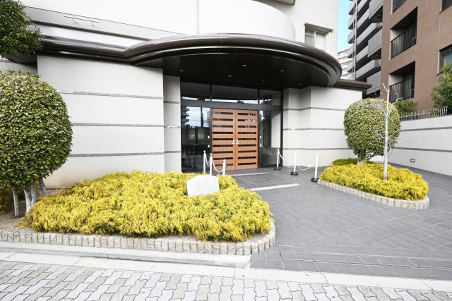 加島駅前アーバンコンフォート|マンションの顔であるエントランス部分です。