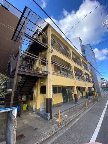 ふじマンション（甲子園高潮町）の外観