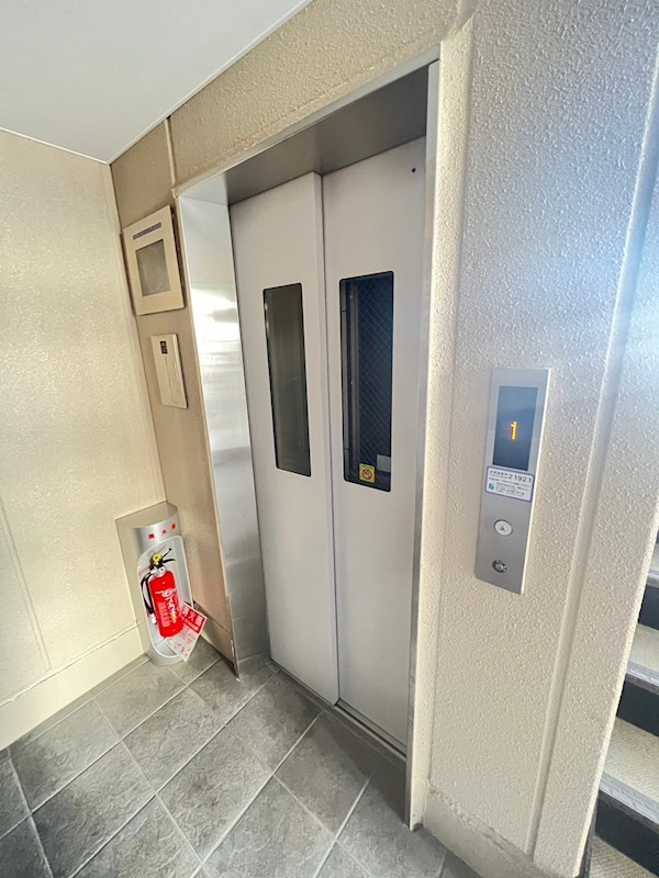 RESIDENCE六甲道の外観