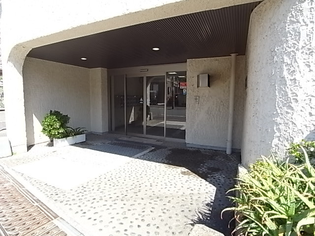 西芦屋グリーンハウスのエントランス