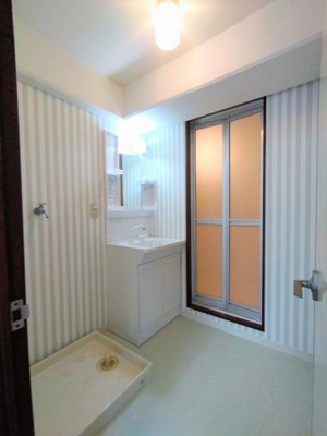 【洗面所】 | ハウスリットⅠ | ※同物件　別のお部屋の写真です。