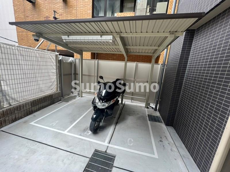 RISING Maison 本町橋の外観