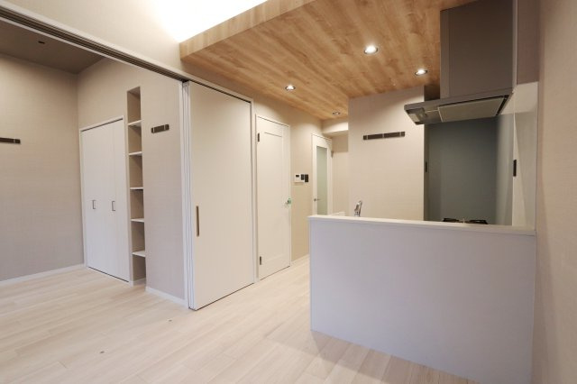 大阪市浪速区敷津西２丁目の賃貸マンションの居間・リビング