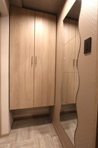 大阪市浪速区敷津西２丁目の賃貸マンションの玄関