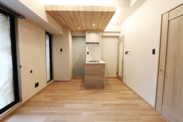 大阪市浪速区敷津西２丁目の賃貸マンションの居間・リビング