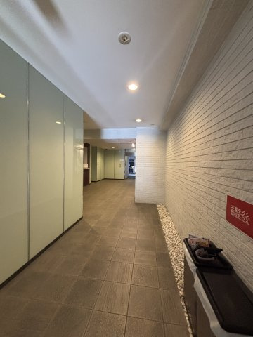 RIDGE北堀江のロビー