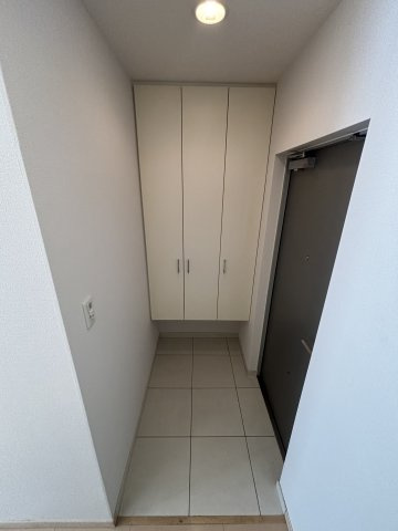 RIDGE北堀江の玄関