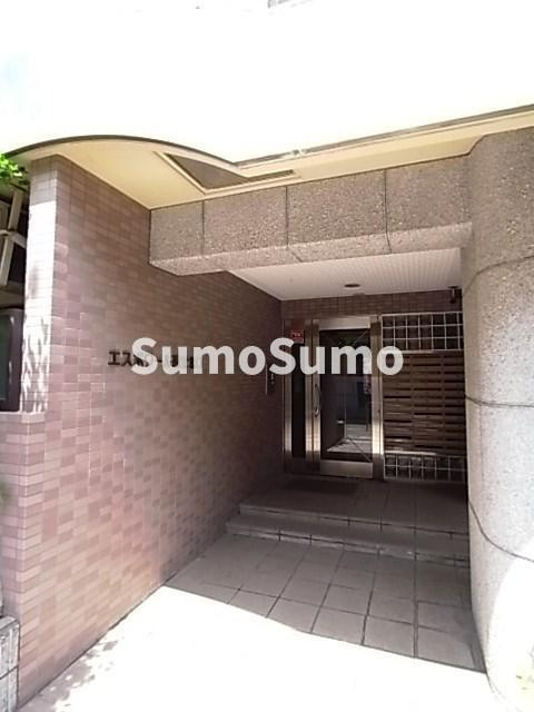 エスポワール西宮北口（平木町）のエントランス