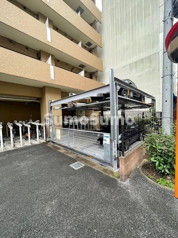 PHOENIX難波EASTの駐車場
