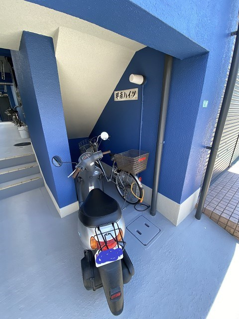 甲南ハイツ（西宮市）の外観