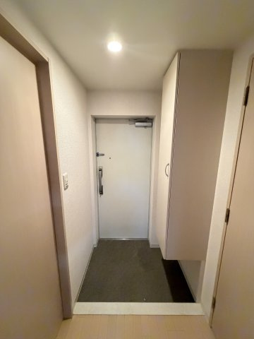 OCEAN松屋町の玄関