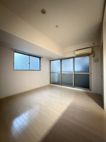 OCEAN松屋町の居間・リビング