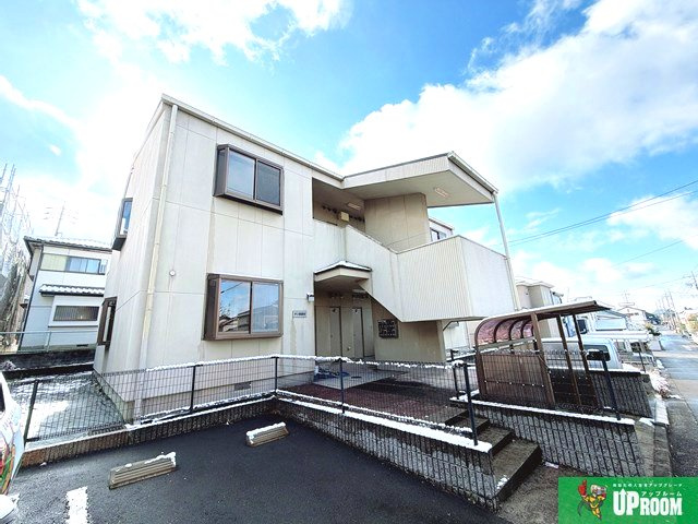 サン高森台の外観