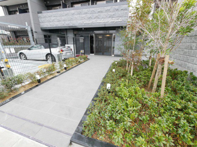 【エントランス】 | プレサンス上町台夕陽丘  | ゆとりのあるエントランスです