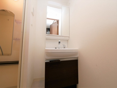 【独立洗面台】 | プレサンス上町台夕陽丘  | 使いやすい独立洗面台です