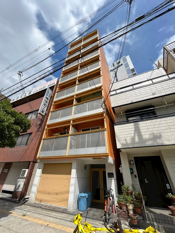 NANIWA一番館の外観|外はこのようになっています