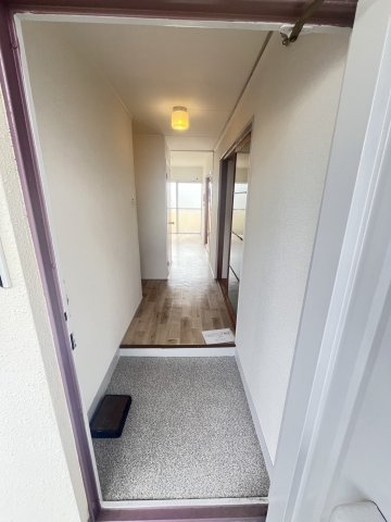 マンション藤の玄関