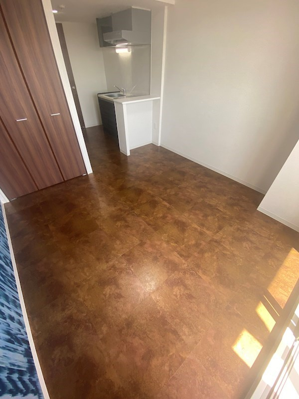 ONLYONE灘南通の居間・リビング