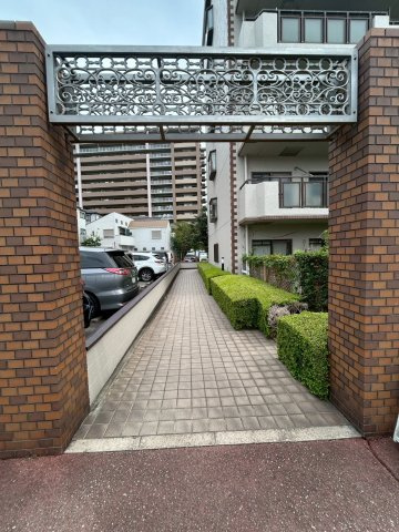 御影ブライトハイツのエントランス