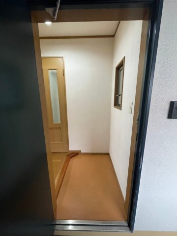 メープル甲子園の玄関