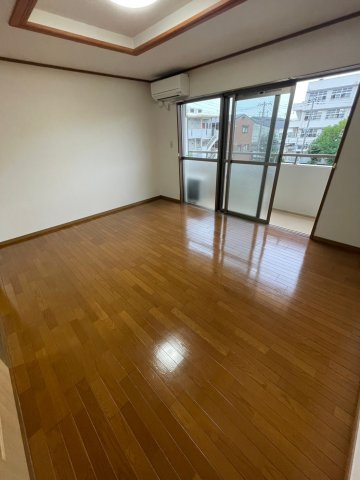 メープル甲子園の寝室