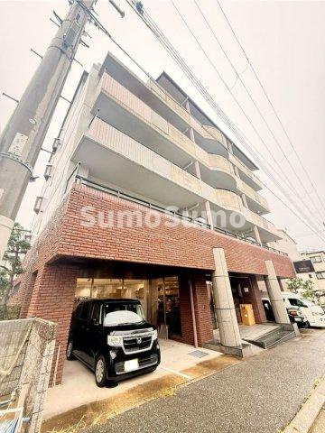 プラスワン芦屋の外観