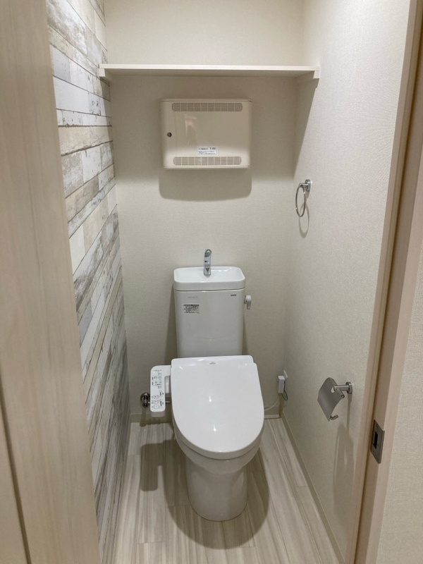 フジパレス出来島WESTⅤ番館のトイレ|ゆったりとした空間のトイレです