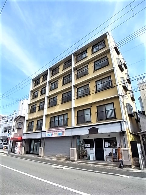 橋本マンションの外観