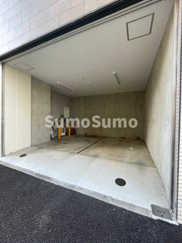 u-ro湊川公園前の駐車場