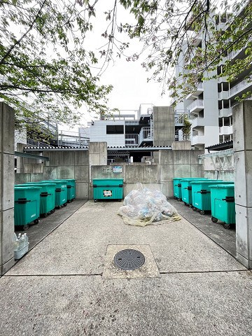UR浜甲子園さくら街　15号棟の外観