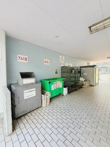 UR武庫川 21号棟の外観