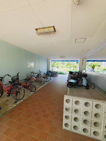 UR武庫川 21号棟の外観