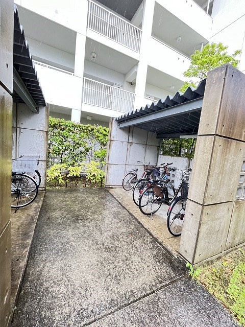 UR浜甲子園さくら街　5号棟の外観