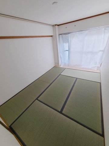 UR武庫川 19号棟の内装
