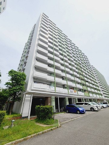 UR武庫川 6号棟の外観