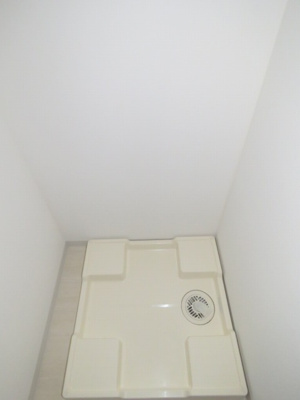 【設備】 | サムティ難波VIVO | 洗濯機置き場です