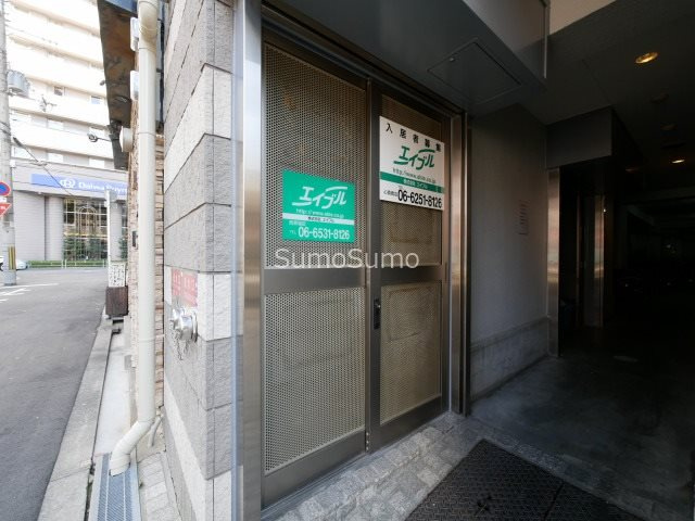 B-RISE新町の外観