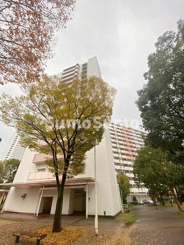 UR武庫川 29号棟の外観
