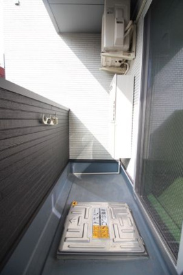 【バルコニー】 | オリエンタルコート