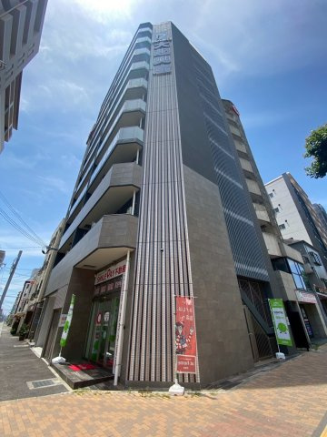 u-ro湊川公園前の外観