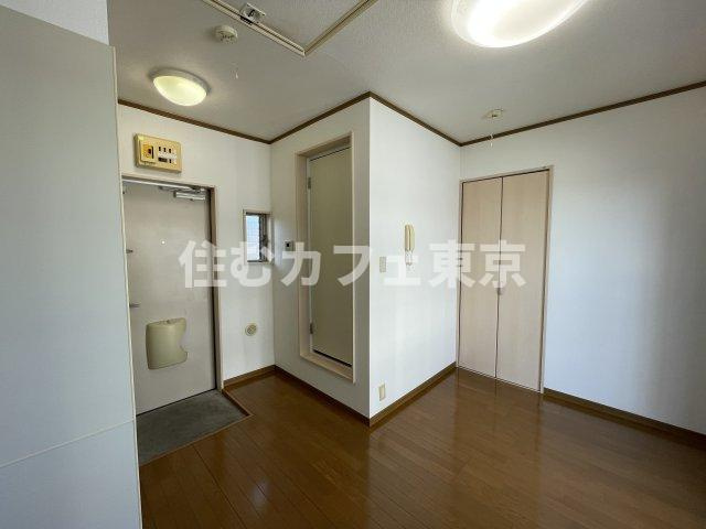 パールフラッツの洋室