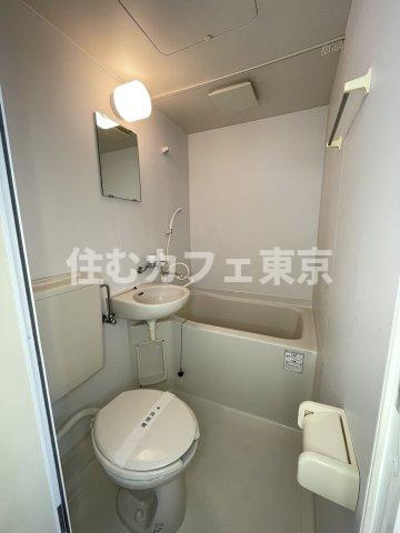 パールフラッツの浴室