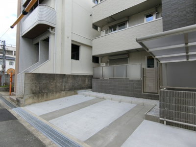 【駐車場】 | メディオ総持寺