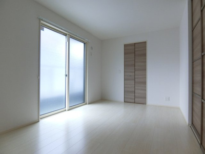 【洋室】 | メディオ総持寺