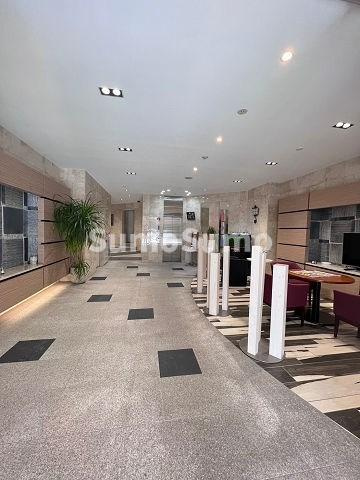 BROU上町台のロビー|建物の内部です